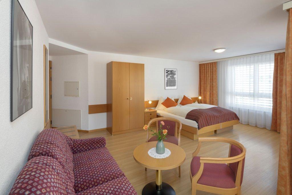 Hotel Alex Business & Spa Naters Buitenkant foto