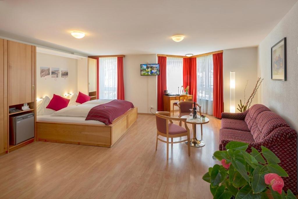 Hotel Alex Business & Spa Naters Buitenkant foto