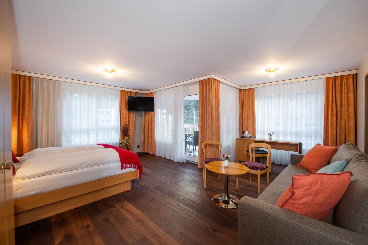 Hotel Alex Business & Spa Naters Buitenkant foto