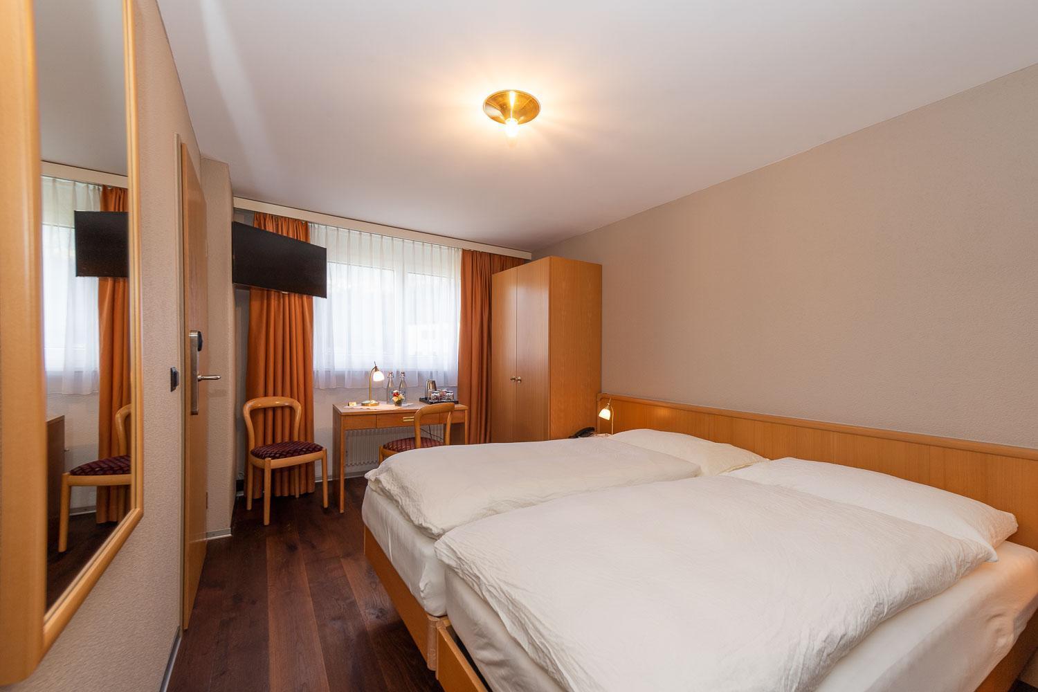 Hotel Alex Business & Spa Naters Buitenkant foto