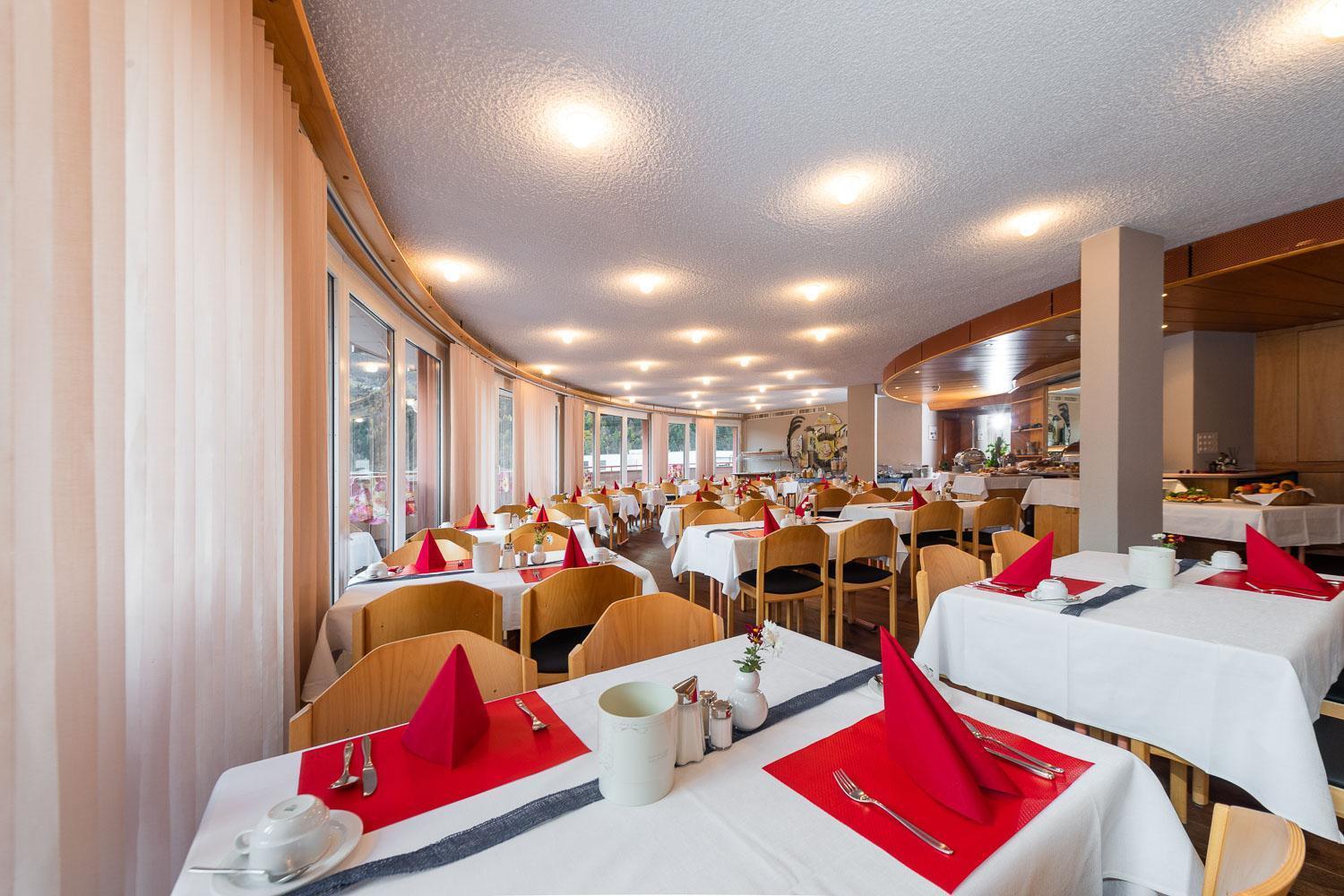 Hotel Alex Business & Spa Naters Buitenkant foto